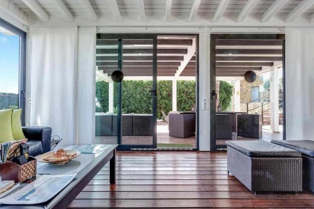 Villa Cobas Con Piscina Y Privada Triquivijate المظهر الخارجي الصورة