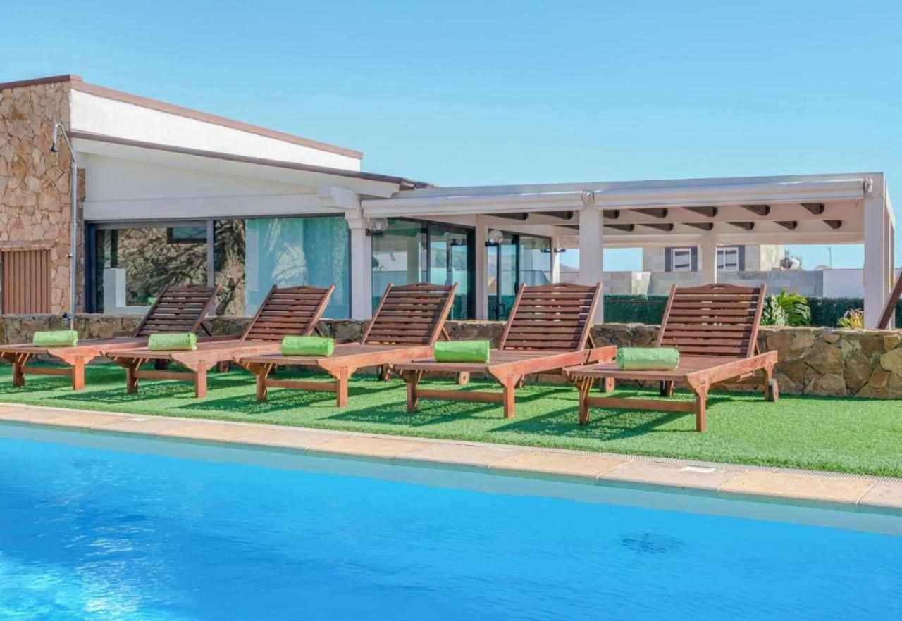 Villa Cobas Con Piscina Y Privada Triquivijate المظهر الخارجي الصورة